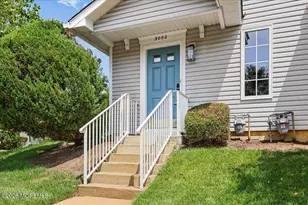 3002 Kapalua Ct, Freehold, NJ 07728 - Photo 5