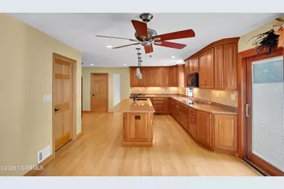 718 Auth Avenue, Oakhurst, NJ 07755 - Photo 15