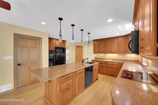 718 Auth Ave, Oakhurst, NJ 07755 - Photo 19