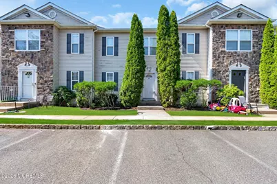 46 Aspen Court, Lakewood, NJ 08701 - Photo 3