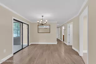 39 Meadow Green Cir, Manalapan Township, NJ 07726 - Photo 11