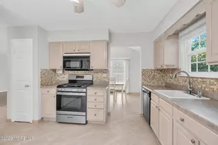 7 Petunia Pl, Freehold, NJ 07728 - Photo 17