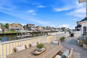17 Lagoon Dr W, Toms River Township, NJ 08753 - Photo 5