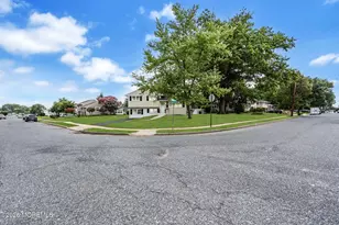 11 Pleasant Valley Dr, Woodbury, NJ 08096 - Photo 7