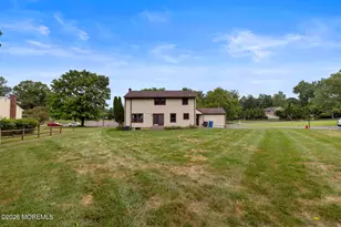 22 Clearview Dr, Tinton Falls, NJ 07724 - Photo 31