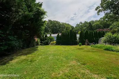 105 Owens Avenue, Atlantic Highlands, NJ 07716 - Photo 17