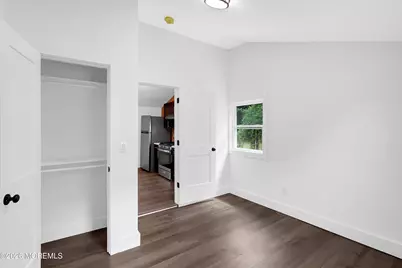 105 Owens Avenue, Atlantic Highlands, NJ 07716 - Photo 9