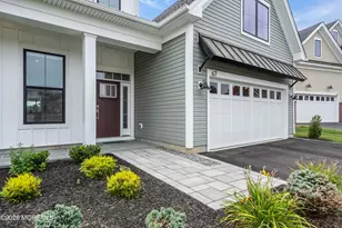 47 Sofia Dr, Manalapan Township, NJ 07726 - Photo 9