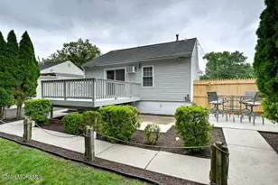 290 W Prospect Ave, Aberdeen Township, NJ 07735 - Photo 37
