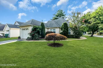 13 Jasmine Lane, Freehold, NJ 07728 - Photo 5
