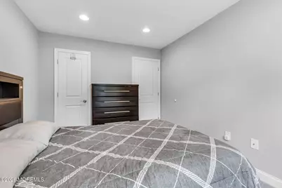13 Jasmine Lane, Freehold, NJ 07728 - Photo 23