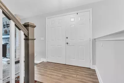 13 Jasmine Lane, Freehold, NJ 07728 - Photo 7