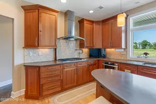 7 Harbor Dr, Rumson, NJ 07760 - Photo 15