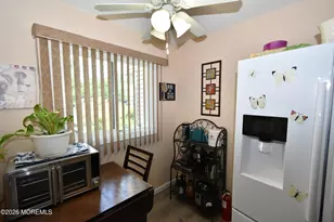 16 Homestead Dr, Matawan, NJ 07747 - Photo 5