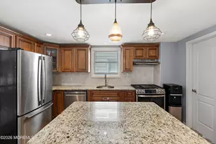 84 Linden Pl, Red Bank, NJ 07701 - Photo 5