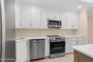 3 Surrey Ct, Monroe Township, NJ 08831 - Photo 3