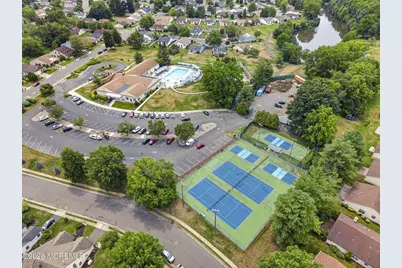 16 Murray Hill Terrace, Marlboro Township, NJ 07746 - Photo 5