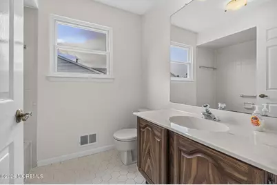 16 Murray Hill Terrace, Marlboro Township, NJ 07746 - Photo 35