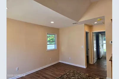 32 Sycamore Avenue, North Middletown, NJ 07748 - Photo 3