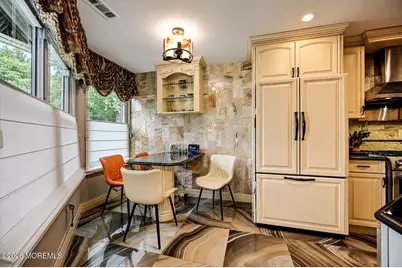 22 Aspen Avenue, Englishtown, NJ 07726 - Photo 5