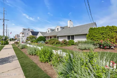 919 N Ocean Avenue, Mantoloking, NJ 08738 - Photo 3