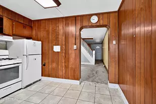 338 Hewitt St, Trenton, NJ 08611 - Photo 9