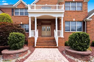 102 Hidden Pond Ct, Manalapan Township, NJ 07726 - Photo 7