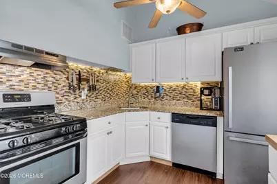 5 Heckleman Street, Union Beach, NJ 07735 - Photo 7