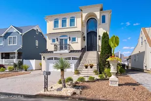 14 Lagoon Dr W, Toms River Township, NJ 08753 - Photo 1