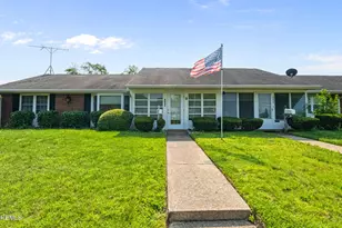355A Dorchester Dr, Lakewood, NJ 08701 - Photo 15