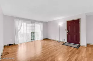 143 Sapphire Ln, Franklin, NJ 08823 - Photo 3