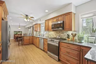 384 Taylors Mills Rd, Manalapan Township, NJ 07726 - Photo 17