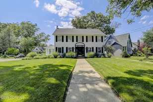 570 N Edgemere Dr, Allenhurst, NJ 07711 - Photo 1
