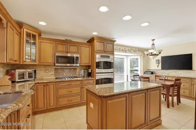 6 Kimberly Court, Manalapan Township, NJ 07726 - Photo 9
