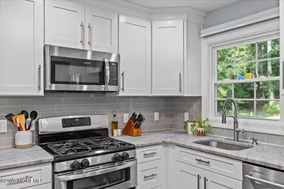 832 Bartlett Place, Toms River Township, NJ 08753 - Photo 11