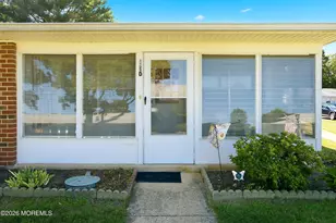 1121D Argyll Cir, Lakewood, NJ 08701 - Photo 3