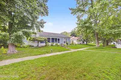 871 Liverpool Circle #B, Manchester Township, NJ 08759 - Photo 3