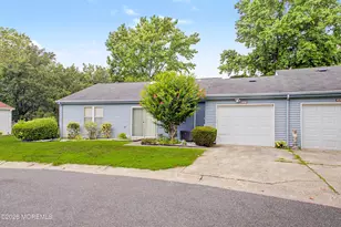 871 Liverpool Cir, Manchester Township, NJ 08759 - Photo 21