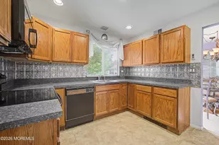 871 Liverpool Cir, Manchester Township, NJ 08759 - Photo 13