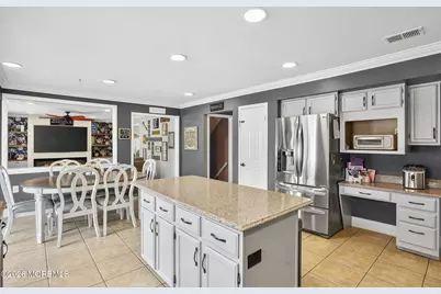 45 S Foxcroft Drive, Manalapan Township, NJ 07726 - Photo 21