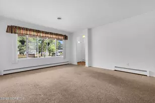 49 Dreyfus Ct, Toms River Township, NJ 08757 - Photo 9