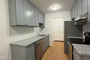 160 Cross Slope Ct, Manalapan Township, NJ 07726 - Photo 15