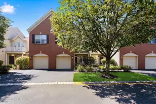 90 Banyan Blvd, Holmdel, NJ 07733 - Photo 3