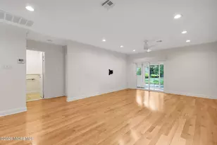 10 Medford Ct, Red Bank, NJ 07701 - Photo 5