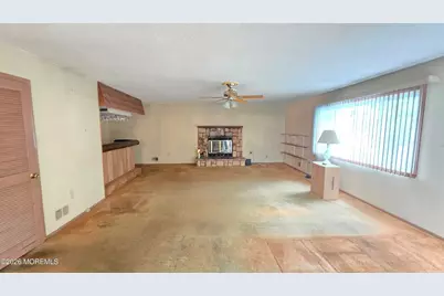 19 Brook Street, Farmingdale, NJ 07727 - Photo 9