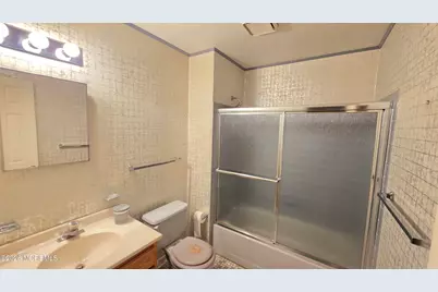 19 Brook Street, Farmingdale, NJ 07727 - Photo 15