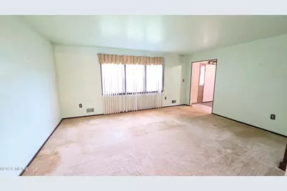 19 Brook Street, Farmingdale, NJ 07727 - Photo 3