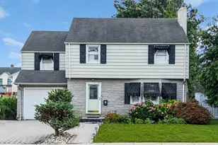 806 Trenton Ave, Point Pleasant Beach, NJ 08742 - Photo 1