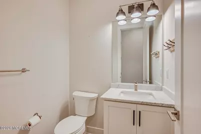 16 Valiant Court, Middletown, NJ 07748 - Photo 17