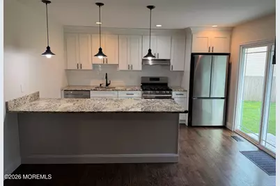 813 Bay Avenue, Toms River Township, NJ 08753 - Photo 5